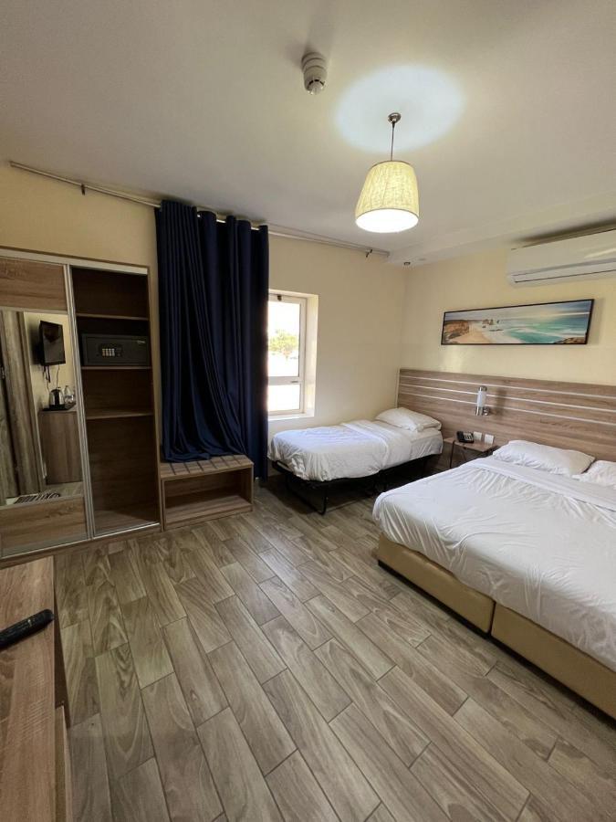 La Riva Hotel Akabe Dış mekan fotoğraf