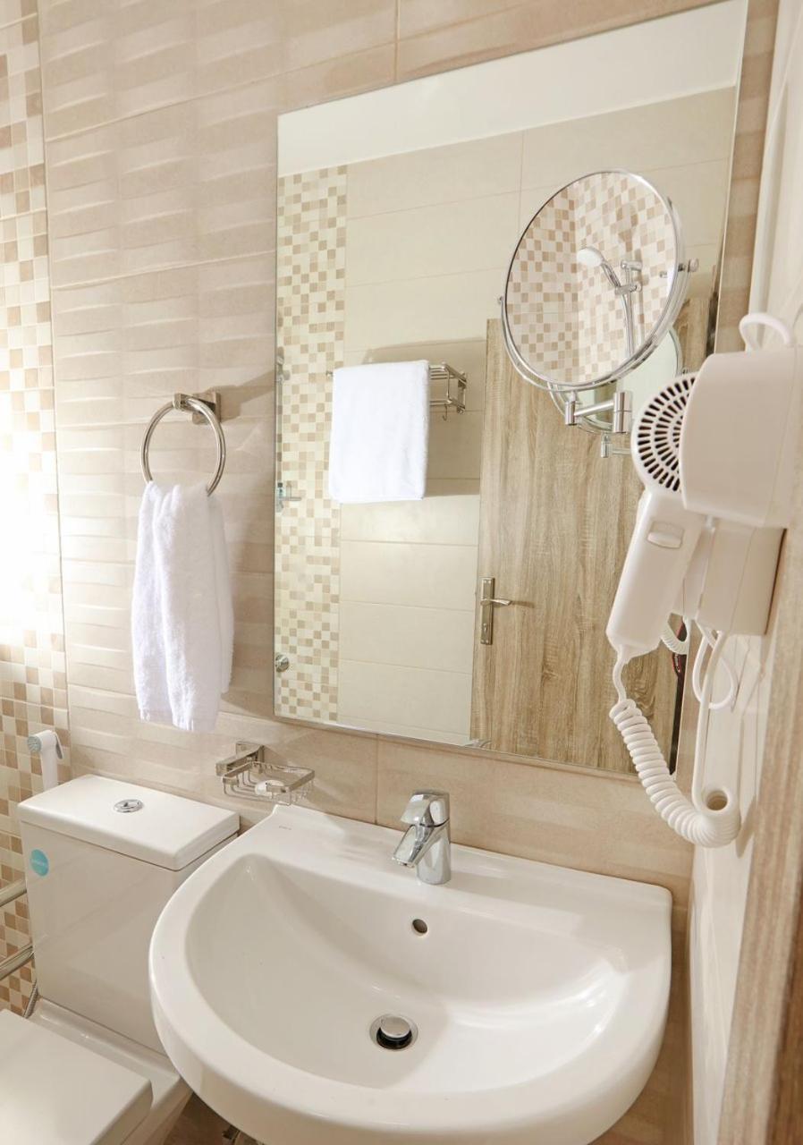 La Riva Hotel Akabe Dış mekan fotoğraf
